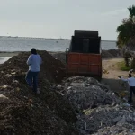 Hurikán Polo zabil v Mexiku dve osoby ešte pred príchodom na pevninu