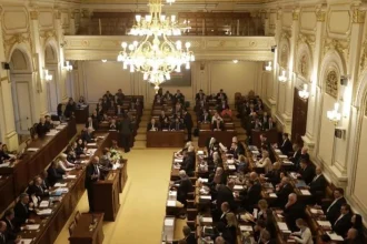 Inflácia postupom času vedie k erózii hodnoty peňazí