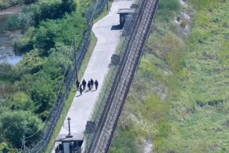 Južná Kórea žiada ospravedlnenie od Severnej za výbuchy mín v DMZ, Pchjongjang to odmieta