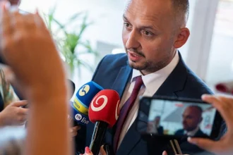KDH vyzýva vládu a SIS na verejné zhodnotenie bezpečnostných hrozieb