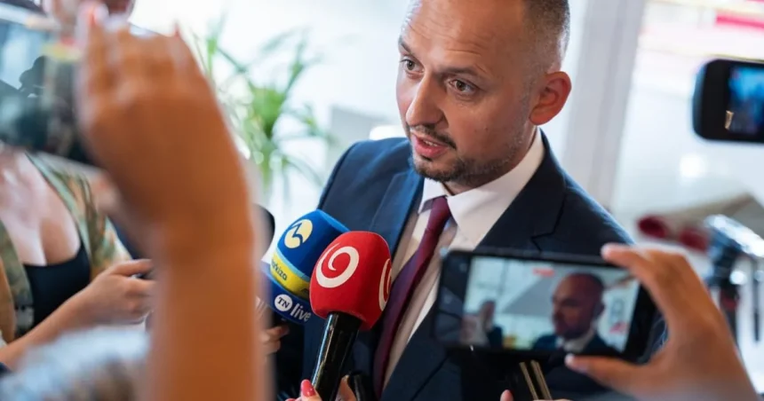 KDH vyzýva vládu a SIS na verejné zhodnotenie bezpečnostných hrozieb
