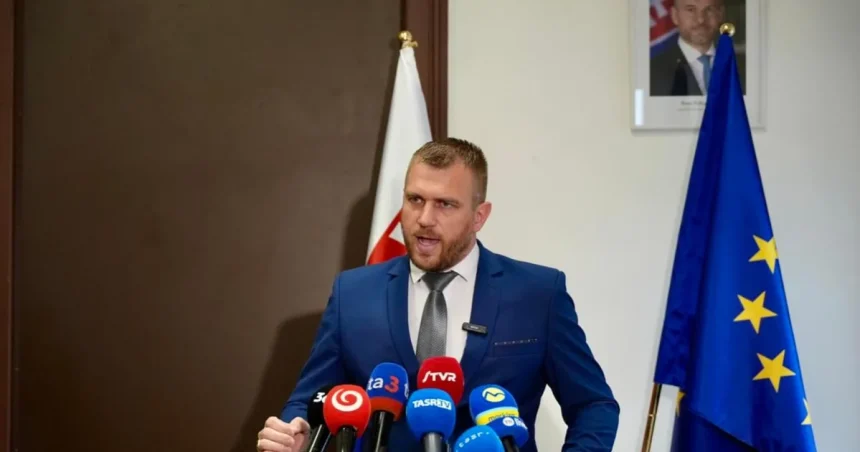 Kuffa smeruje trestné oznámenie proti neznámemu páchateľovi