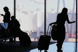 Letiská na východnom pobreží obnovili činnosť po výpadku systému