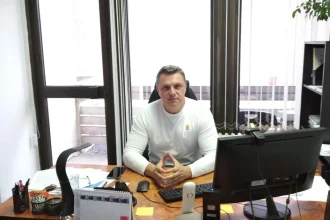 Ľudia sú agresívnejší, tvrdí šéf mestskej polície. Hliadkam chýbajú kompetencie