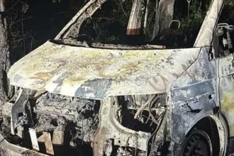 Na Ukrajinu ju poslali zachraňovať životy. Slovenská sanitka zhorela, chystajú ďalšiu