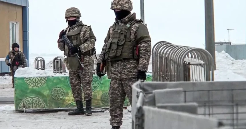 Najmenej deväť kazašských vojakov zahynulo počas námorných cvičení