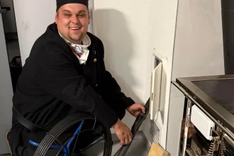 Nenápadný komín môže byť skrytým rizikom. Prvé zakúrenie odhalí jeho problém