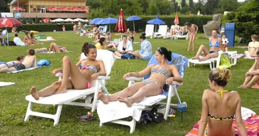 Nevyspytateľné počasie ovplyvnilo letnú sezónu na košických kúpaliskách