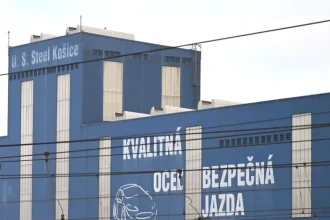 Nippon Steel získava podiel v košickej oceliarni