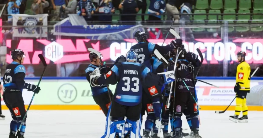 Nitra žiarila tam, kde milionári prehrali. Slovák láme rekordy, hviezdu vystrihli z NHL