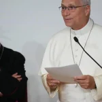 Pápež František slávil omšu v Paríži s tisíckami veriacich