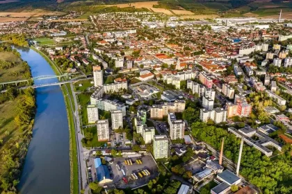 Pohorel medzi okresnými mestami, skončil predposledný. Obce neohúrili