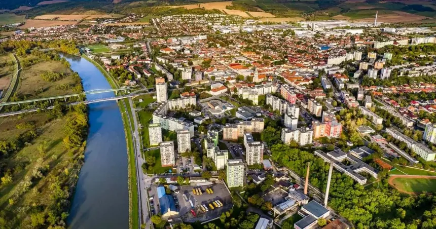 Pohorel medzi okresnými mestami, skončil predposledný. Obce neohúrili
