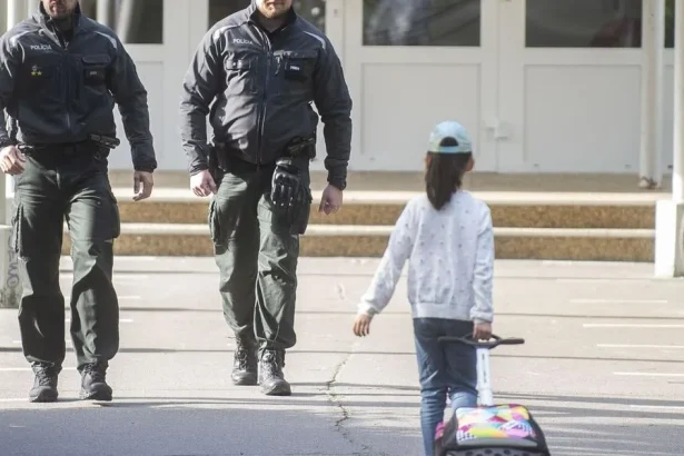 Polícia kladie dôraz na zamestnancov pri zvládaní krízových situácií v školách