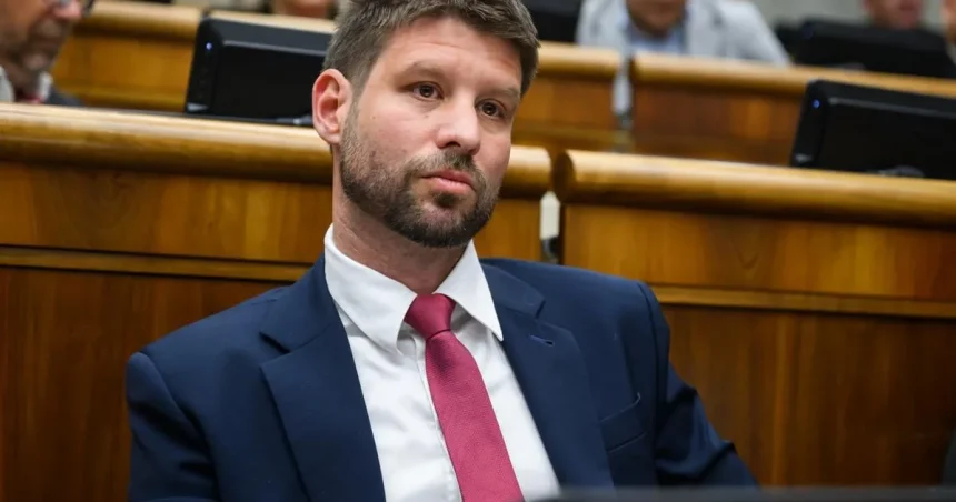 Progresívne Slovensko kritizuje vládu za vysoké ceny palív