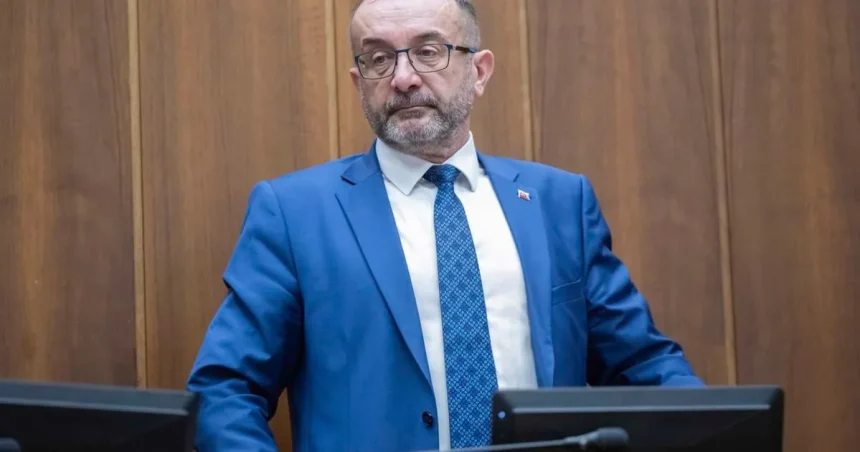 Puci: Transakčná daň nie je uzavretá. Zrušiť sa môže aj o rok neskôr
