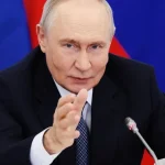 Putin vyjadril podporu Dodikovej strane pred nedeľňajšími voľbami v Bosne a Hercegovine