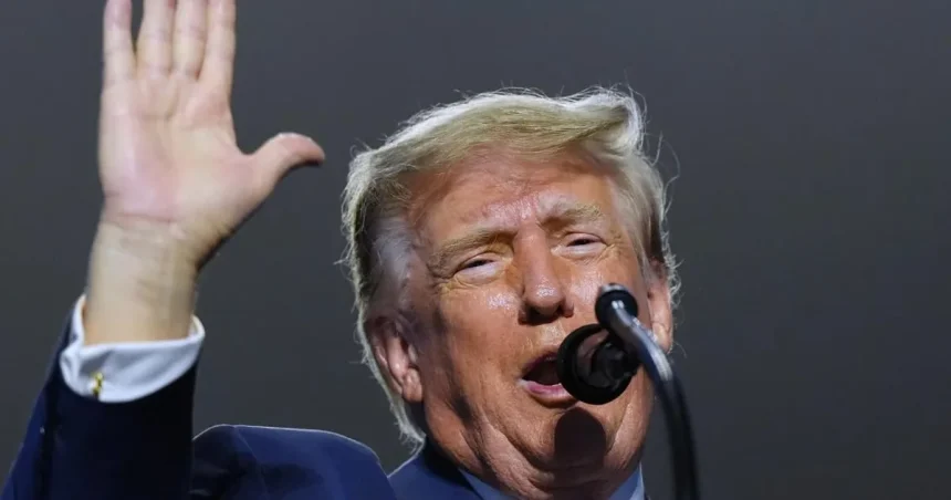 Republikáni prisahali vernosť Trumpovi, zjazd bol plný bizarností