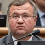 Šalitroš chce späť do parlamentu, oznámil to Ficovi, vracia sa k Tarabovi