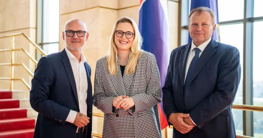 SaS stavia tím pre Reštart Slovenska, Gröhling oznámil vstup dvoch poslancov