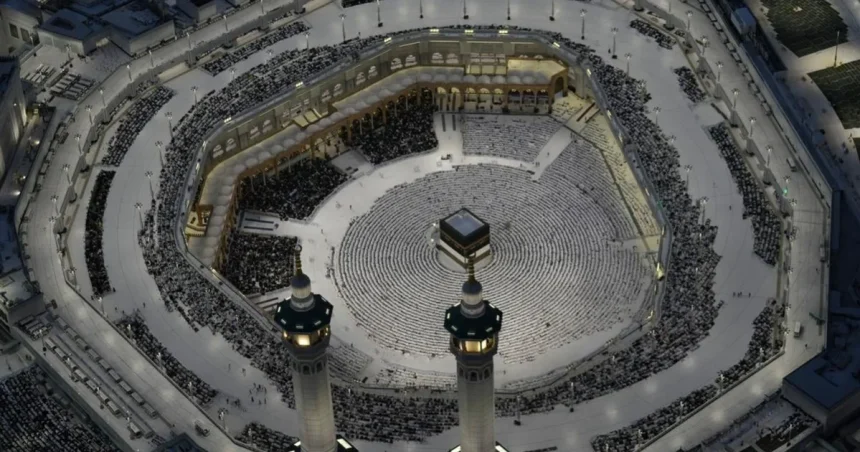 Saudská Arábia vyhlásila v Mekke poplach, varuje pred útokmi dronov či rakiet