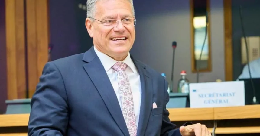 Šefčovič: Bez zníženia dovozu ocele o polovicu hrozí zatváranie pecí