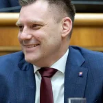 Taraba svoju stávku vyhráva. Stále je ministrom a Kuffa ním ešte nie je
