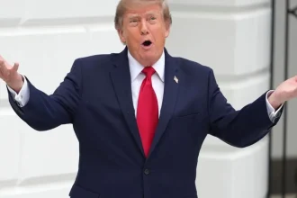 Trump chcel najskôr zriadiť jednotku AI Force