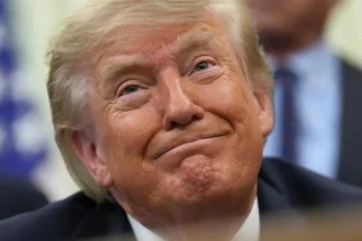 Trump ich vítal, dnes belošskí Juhoafričania čelia vyhosteniu
