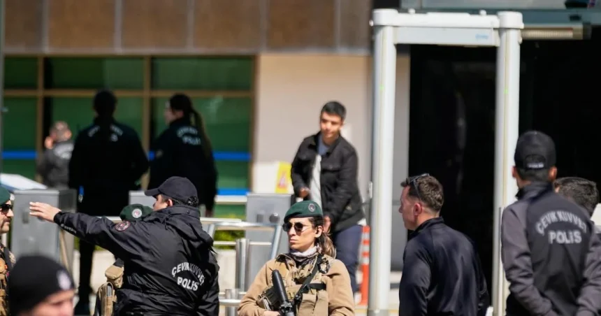 Turecká polícia zadržala aj príbuzných podozrivého zo streľby v Turgutlu
