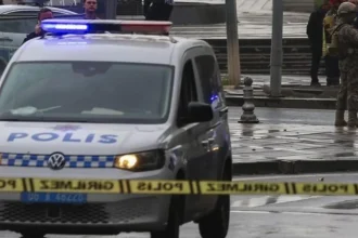 Turecko zadržalo 83 osôb podozrivých z napojenia na teroristickú sieť