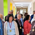 Učiteľ vbehol do triedy, že prvý človek letí do vesmíru. Do školy sa vrátili po rokoch