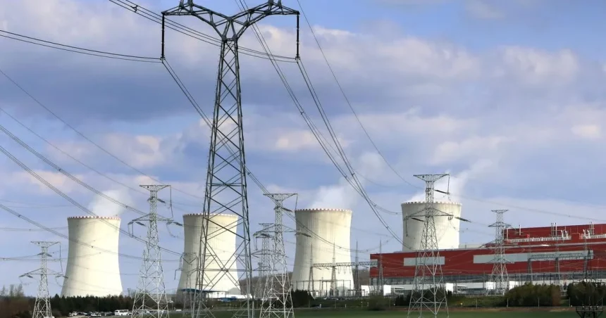 Veľké energetické projekty sú stávky. Problém nastáva, keď sa vsádza so štátnymi peniazmi,