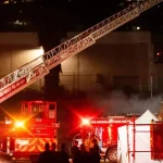 Vrtuľník sa zrútil na predmestí Los Angeles