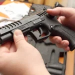 Zbrojný preukaz typu E a F pre držiteľov zbraní