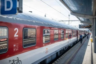 Železničná spoločnosť očakáva nárast cestujúcich po zlacnení cestovného