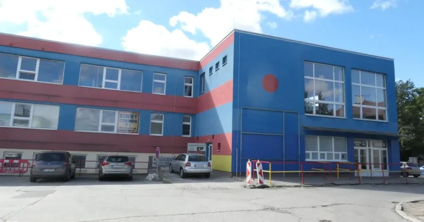 Zimný štadión v Topoľčanoch si ponechá súčasný názov