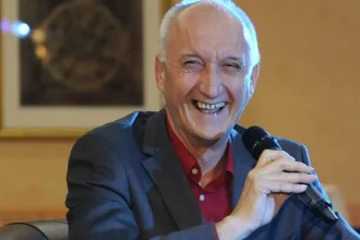 Banáš vydal knihu rozhovorov s Lasicom. Môjho otca strhol do bahna, reaguje Lasicová