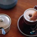 Chai latte za päť eur a viac, ceny v kaviarňach rastú