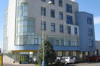 Colní kontrolóri z východu dostali tresty za podplácanie, referent za branie úplatku