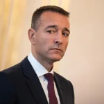 Drucker podporuje sprísnenie trestov za násilnú činnosť