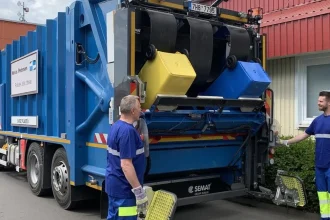 Francúzi namočení do korupcie kupujú slovenských smetiarov