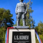 Huliak šíri konšpirácie o Snehuliakovi a záhade Konevovej sochy