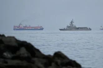 Lode v Hormuzskom prielive čelili v októbri útoku