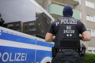 Nemecká polícia zadržala troch mužov podozrivých z plánovania útoku