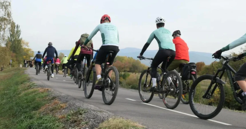Nová cyklotrasa potešila len deň, pred kameňolomom zastaví cyklistov rampa