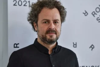 Odchádza ďalší riaditeľ. Tlaky boli príliš veľké, hovorí Schmidt