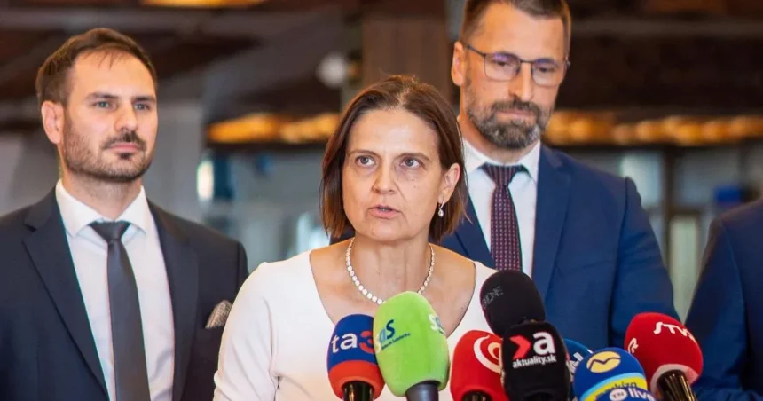 Opozícia podáva spoločný podnet na Ústavný súd pre vyrovnaný rozpočet