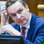 Opoziční poslanci ostro vyčítajú koaličným poslancom