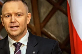 Poľský prezident zvolal konzultácie o spore o vedenie ústavného súdu s lídrami strán